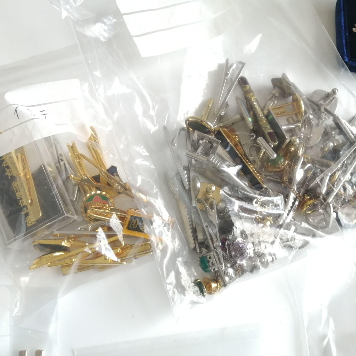 1円スタート!約4kg アクセサリー イミテーション まとめ売り 1円スタート!約4kg アクセサリー イミテーション まとめ売り