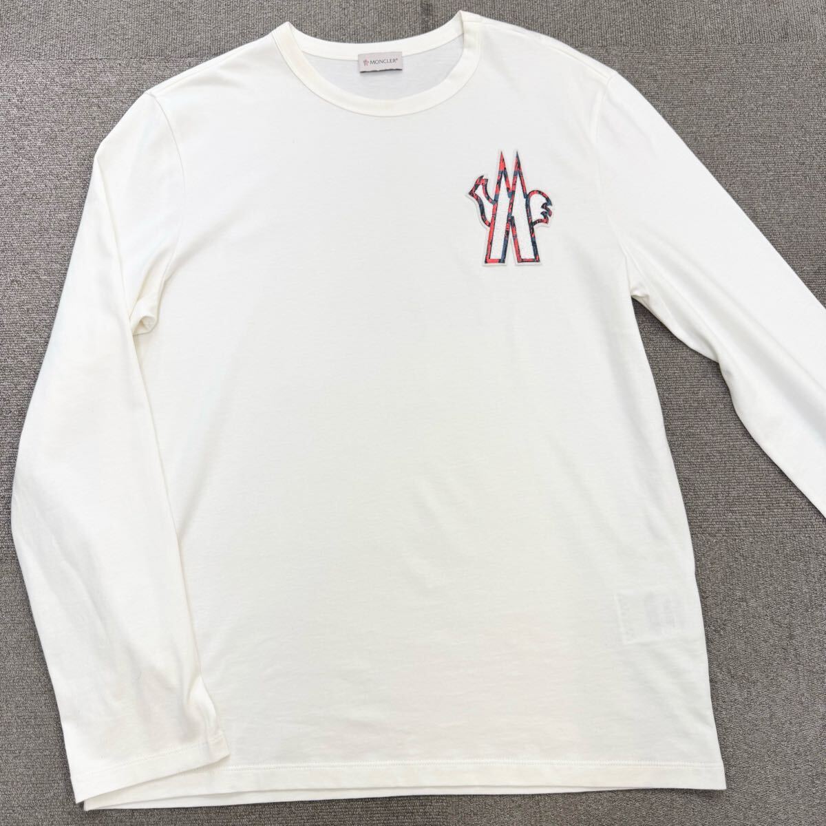 15『極美品・最高峰』 MONCLER モンクレール メンズ ビッグロゴ 15『極美品・最高峰』 MONCLER モンクレール メンズ ビッグロゴ
