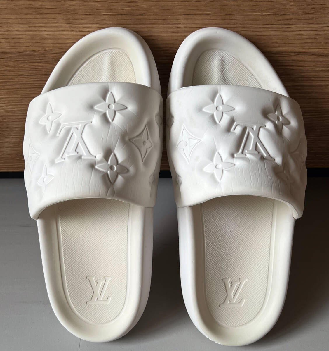 LOUIS VUITTON□ルイヴィトン モノグラム ウォーターフロント LOUIS VUITTON□ルイヴィトン モノグラム ウォーターフロント