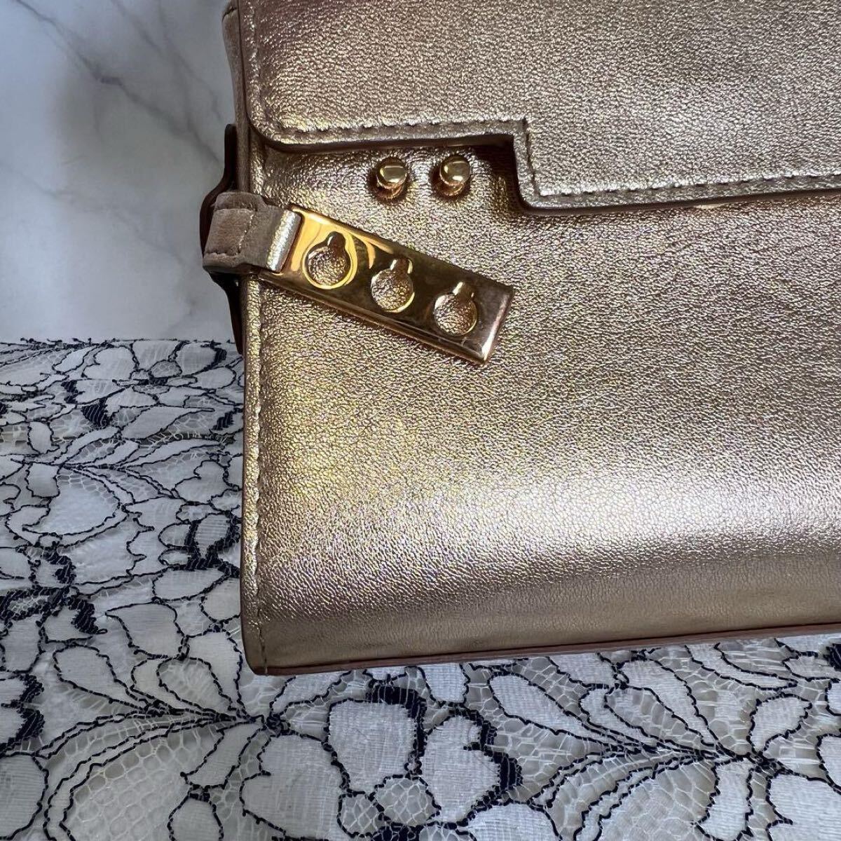 DELVAUX デルヴォー【極美品】タンペート ミニ ショルダーバッグ DELVAUX デルヴォー【極美品】タンペート ミニ ショルダーバッグ