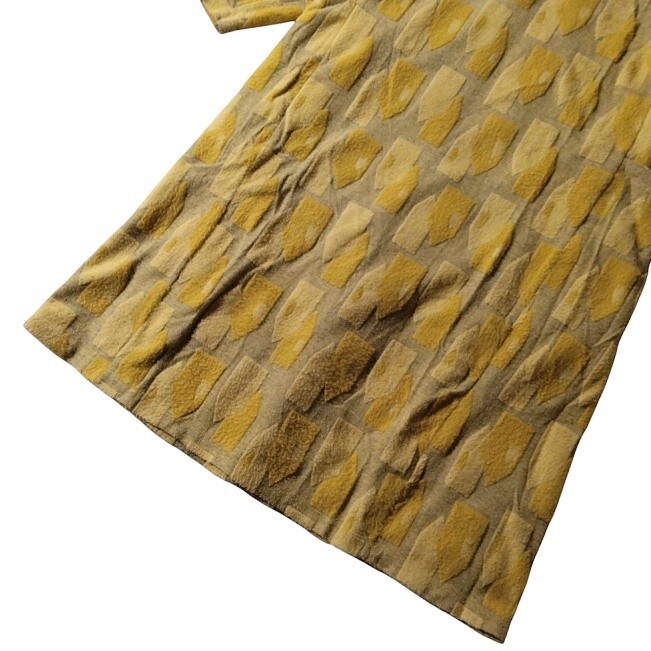 61 【north object de petit】 ノースオブジェクトプチ 個性的 ロングワンピース M マスタード 家 起毛 ゆったり 長袖 ナチュラル 総柄 