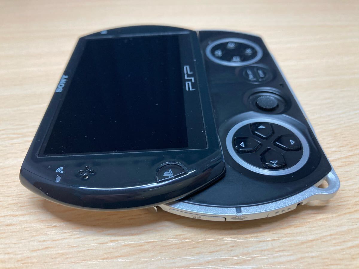 美品 PSPgoブラック 付属品あり SONY ソニー プレイステーション 美品 PSPgoブラック 付属品あり SONY ソニー プレイステーション