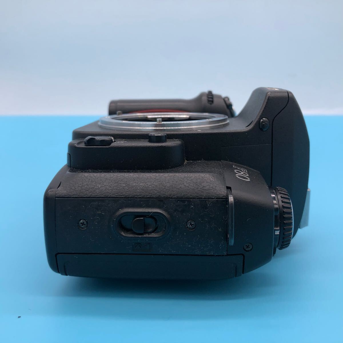 ニコン NIKON F80 ボディ 本体 のみ フィルム カメラ 一眼レフ