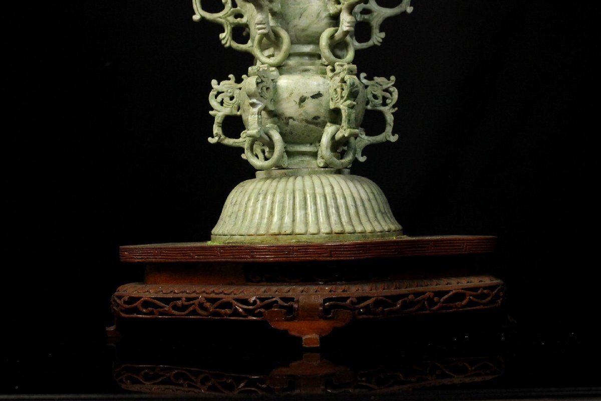 董芸】中国美術 翡翠 緑玉 細密 彫刻 龍彫多遊環 香炉 高72㎝ 蔵 董芸】中国美術 翡翠 緑玉 細密 彫刻 龍彫多遊環 香炉 高72㎝ 蔵