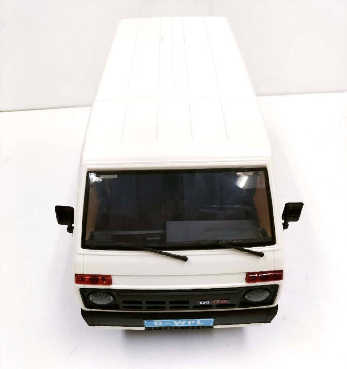 1/10サイズ　軽バン型ラジコンカー　WPL　D42