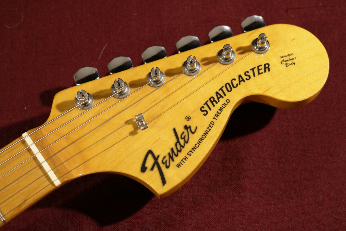 Fender Japan】ST68-85TX(3TS)'68 Stratocaster 4点止めラージ Fender Japan】ST68-85TX(3TS)'68 Stratocaster 4点止めラージ
