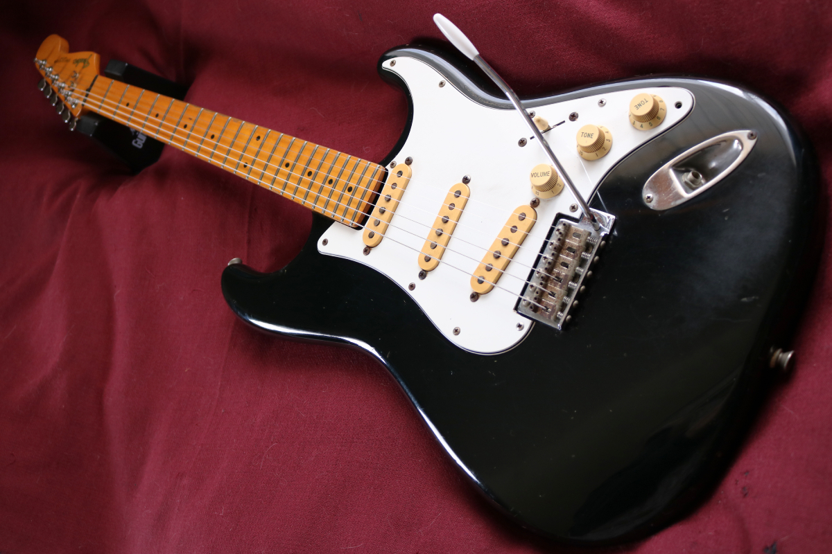 Fender Japan】ST314-55(BLK)Medium Scale Stratocaster Black Fender Japan】ST314-55(BLK)Medium Scale Stratocaster Black