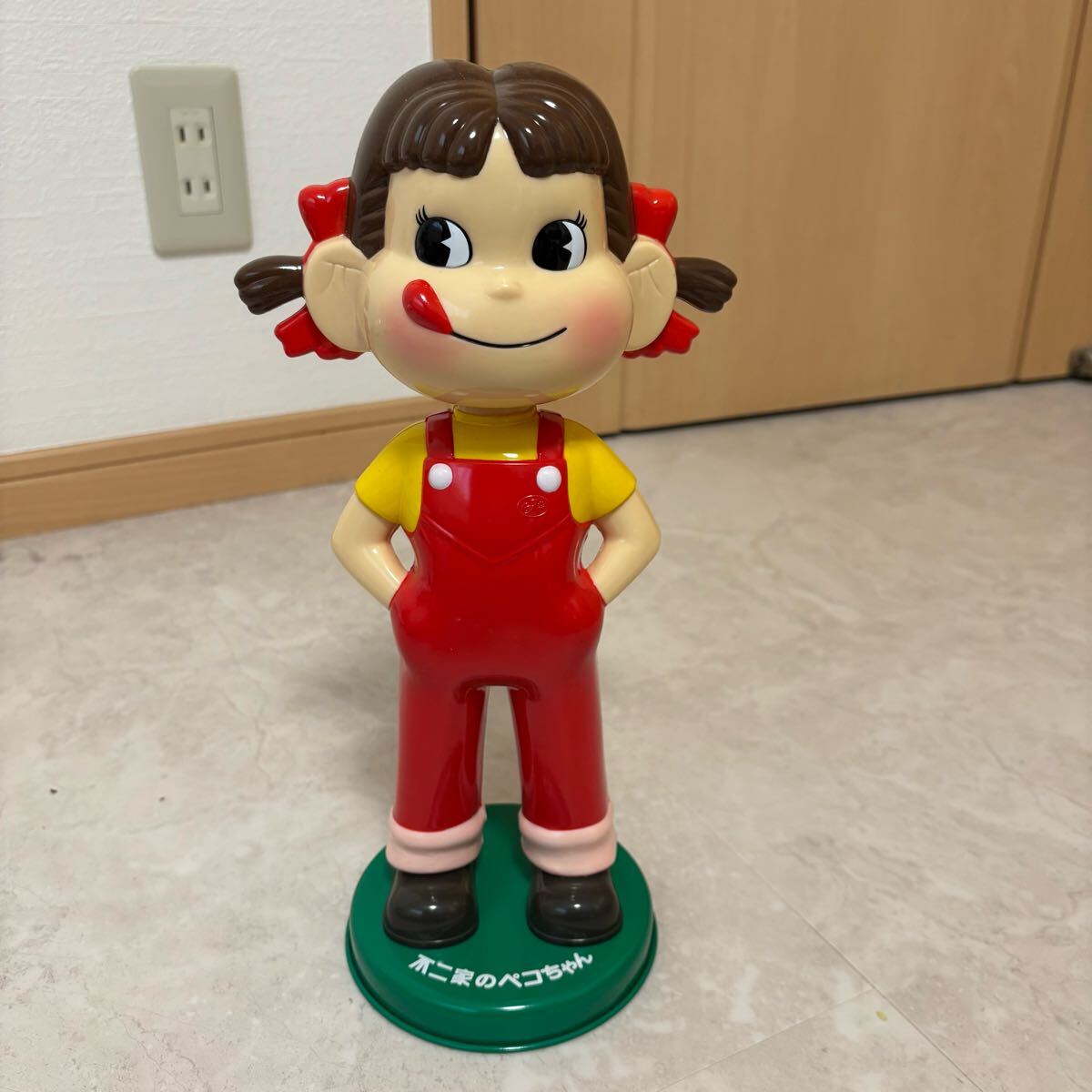不二家 ペコちゃん レトロ FUJIYA 首振り人形 コレクション 不二家 ペコちゃん レトロ FUJIYA 首振り人形 コレクション