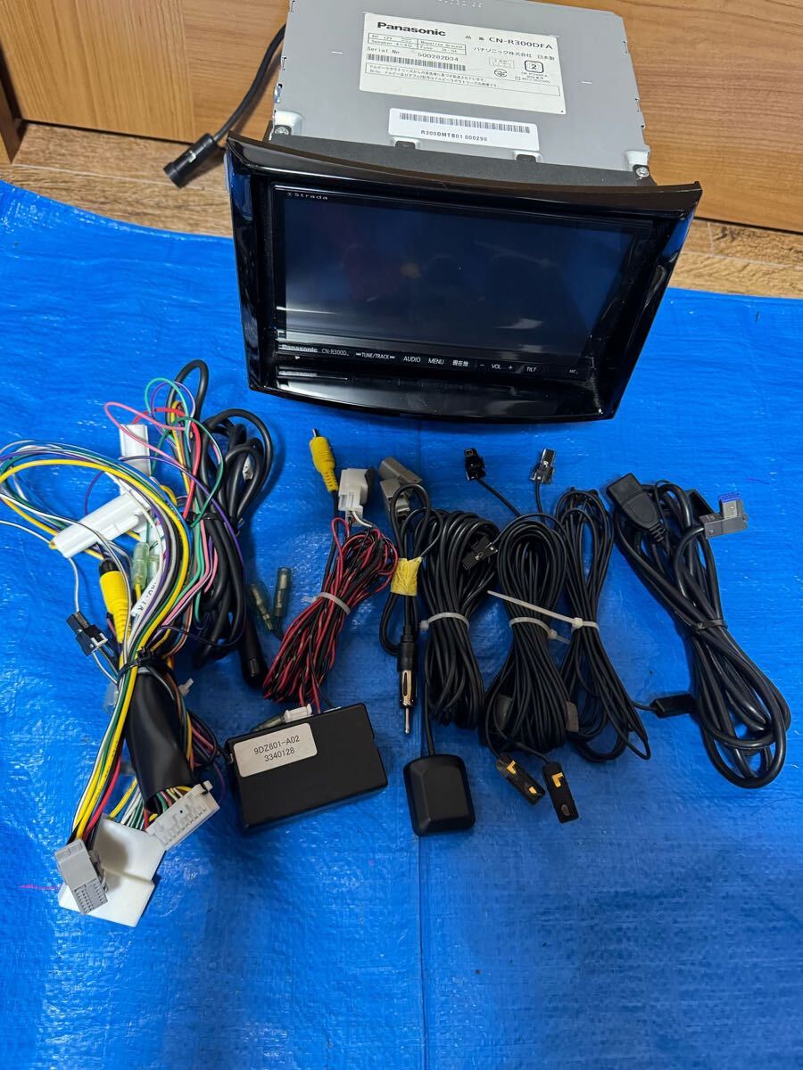 スバル純正 パナソニック ストラーダ CN-R300DFA スバル純正 パナソニック ストラーダ CN-R300DFA