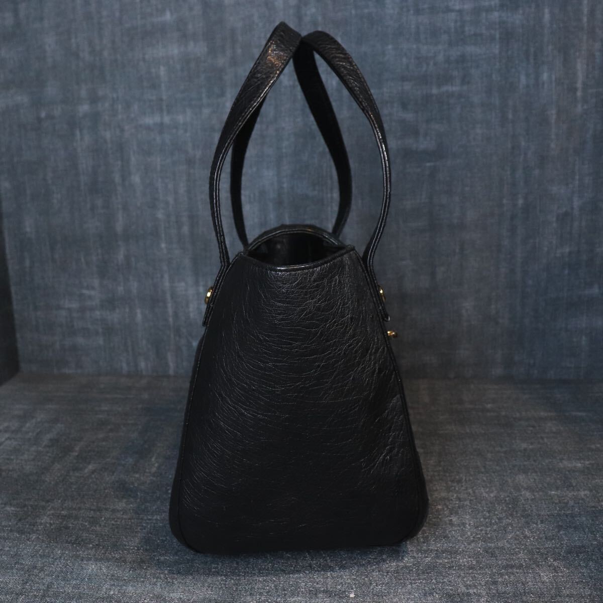 １円スタート オーストリッチ ターンロック バケツ型 ハンドバッグ ダチョウ genuine ostrich 駝鳥 エキゾチックレザー 1スタ