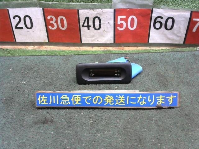 三菱 eKスポーツ R H81W 時計 電波時計 クロック 動作OK 傷?汚れ有り 現(xiàn)狀販売 中古