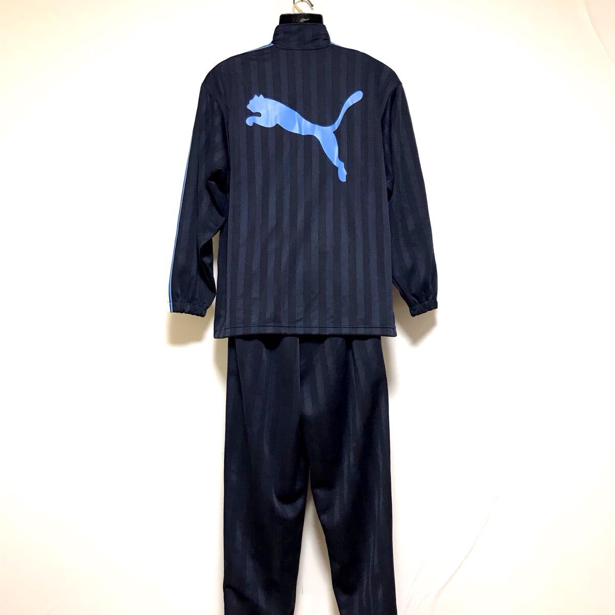 ほぼ未使用☆PUMA/プーマ☆セットアップジャージ/上下セット☆紺 ほぼ未使用☆PUMA/プーマ☆セットアップジャージ/上下セット☆紺