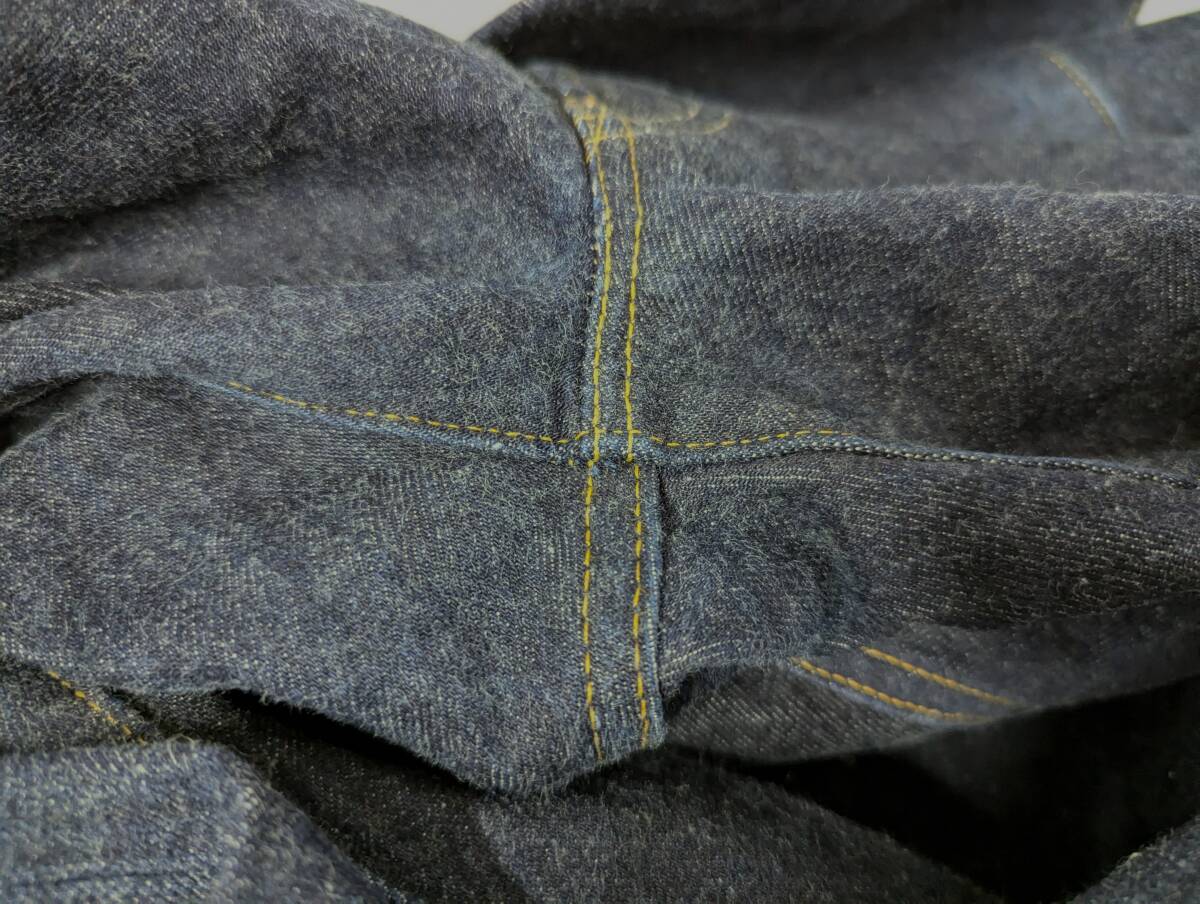 リーバイス LEVIS 201XX 濃紺 米国製 ビンテージ 復刻版 W33 赤 リーバイス LEVIS 201XX 濃紺 米国製 ビンテージ 復刻版 W33 赤