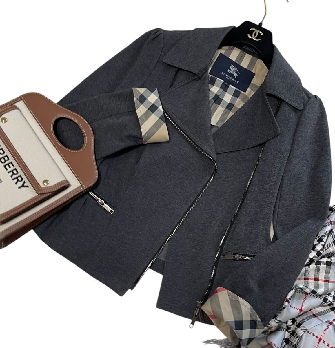 大きいサイズ ☆新品同様☆ バーバリーBURBERRY バーバリー 大きいサイズ ☆新品同様☆ バーバリーBURBERRY バーバリー