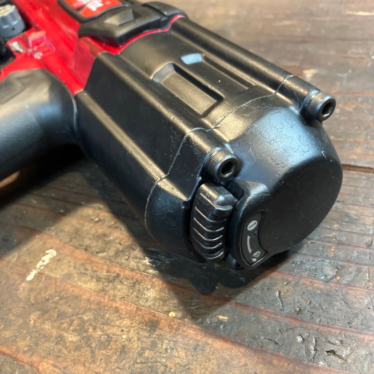7日保証整備品】消耗部品多数交換 makita マキタAR411HR 高圧 7日保証整備品】消耗部品多数交換 makita マキタAR411HR 高圧