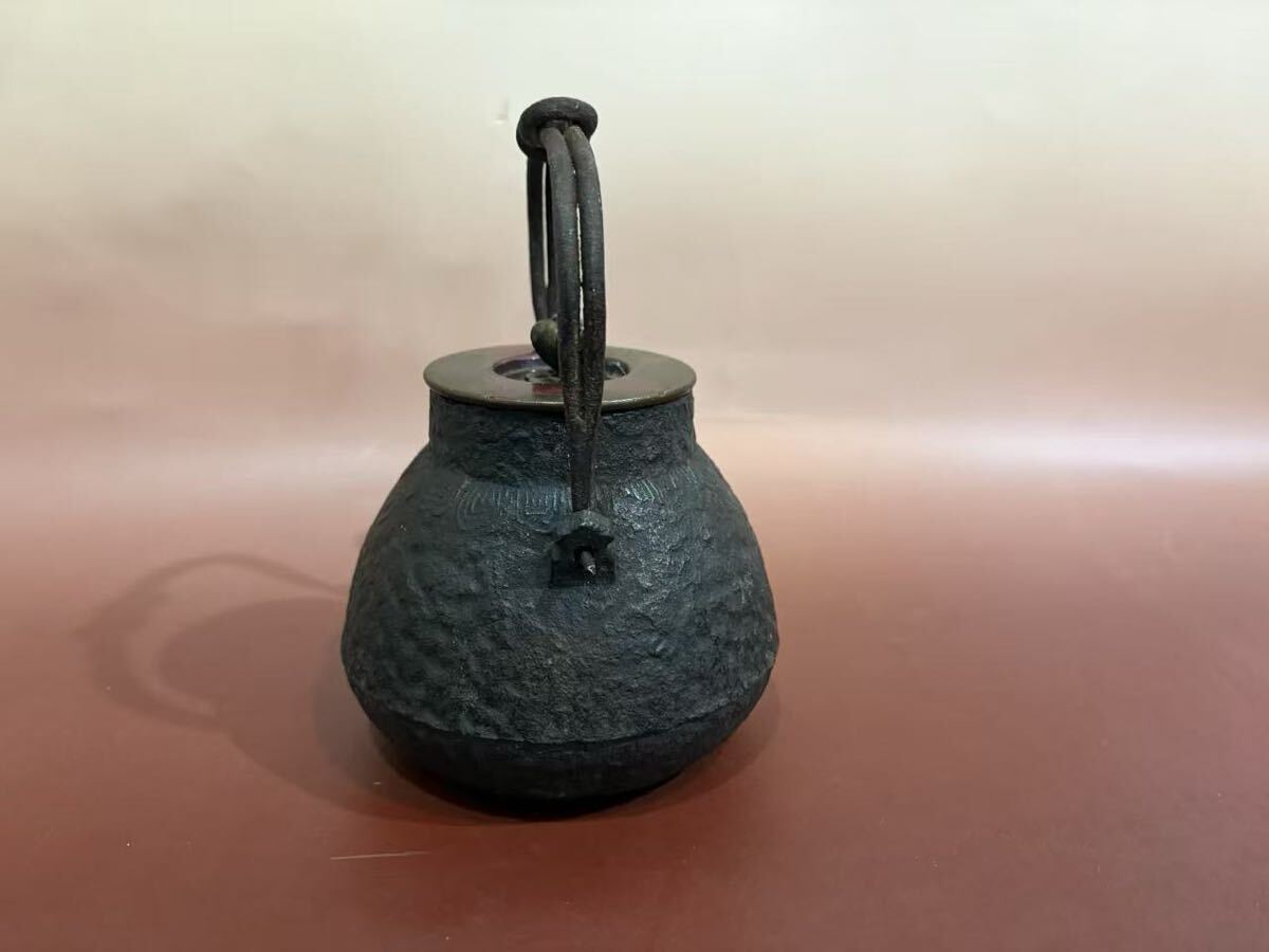 鉄瓶 龍文堂造 小振 煎茶道具 茶道具 金属工芸 急須 時代物 湯沸 鉄瓶 龍文堂造 小振 煎茶道具 茶道具 金属工芸 急須 時代物 湯沸