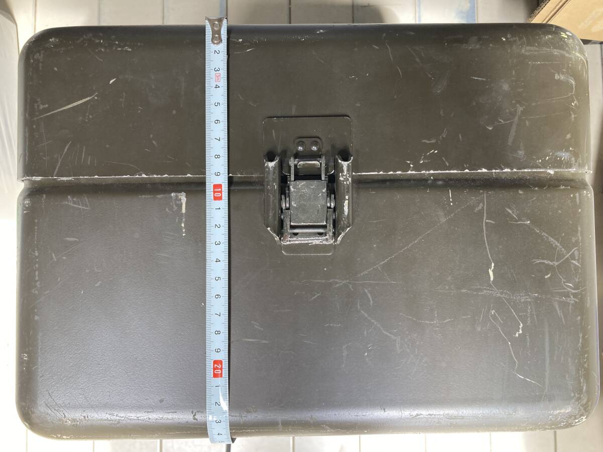 米軍放出品 ナイトビジョンケース ジュラルミンボックス 米軍放出品 ナイトビジョンケース ジュラルミンボックス