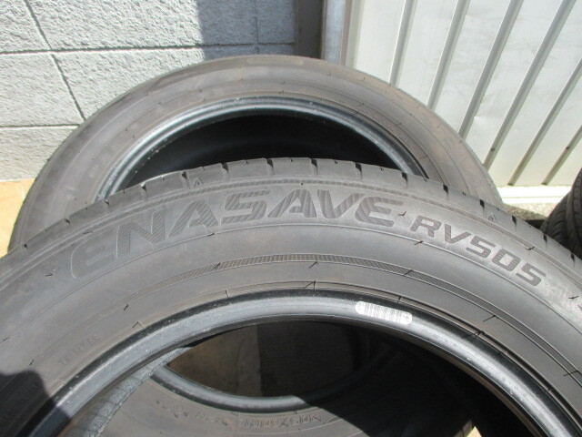 ♪激安バリ山☆DUNLOP☆205/60R16☆22年製☆ラジアルタイヤ4本 ♪激安バリ山☆DUNLOP☆205/60R16☆22年製☆ラジアルタイヤ4本