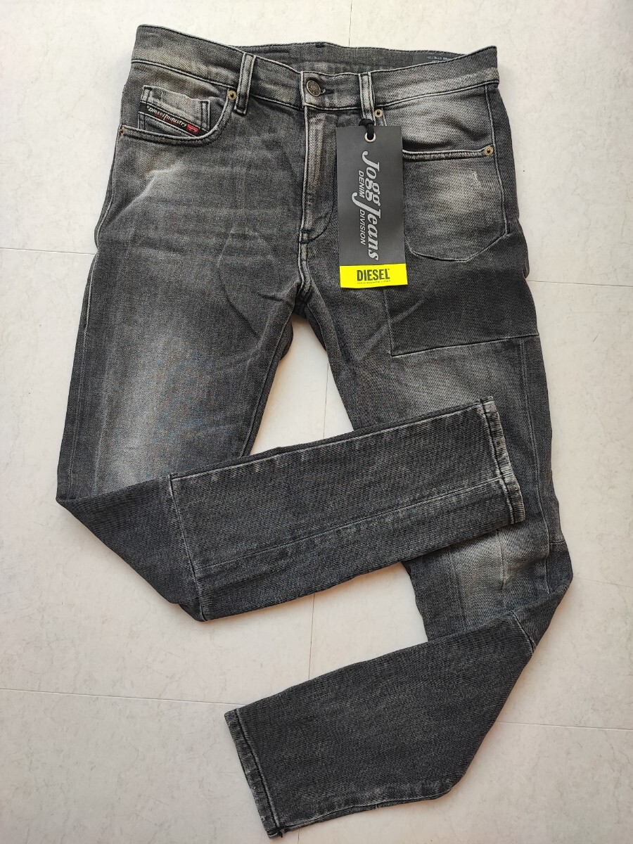 W29 DIESEL ジョグ ジーンズ デニム D-STRUKT JOGG JEANS W29 DIESEL ジョグ ジーンズ デニム D-STRUKT JOGG JEANS