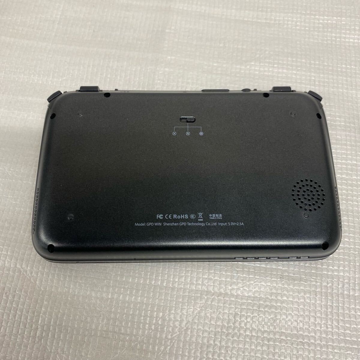 ポケットサイズの超小型パソコン、GPD WINでSteamのゲームを遊ぶ！