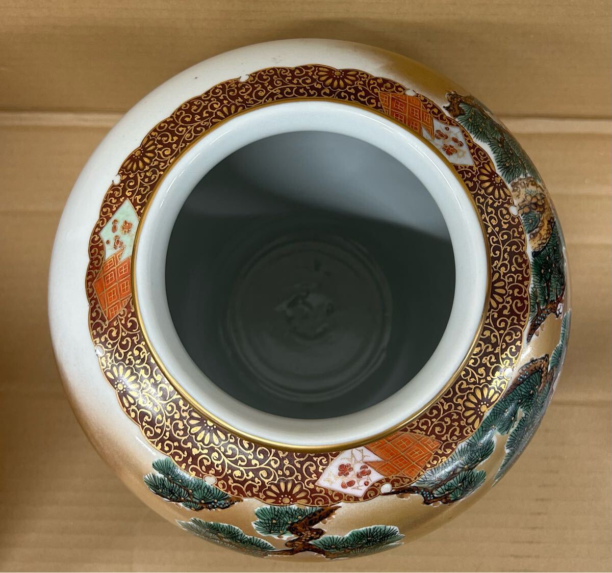 1円スタート 九谷 錦山造 花瓶 飾壺 高さ約24cm 古美術品 九谷焼 1円スタート 九谷 錦山造 花瓶 飾壺 高さ約24cm 古美術品 九谷焼