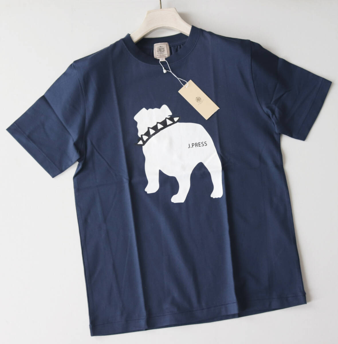 新品タグ付き【J PRESS ジェイプレス】可愛いブルドック Tシャツ 新品タグ付き【J PRESS ジェイプレス】可愛いブルドック Tシャツ