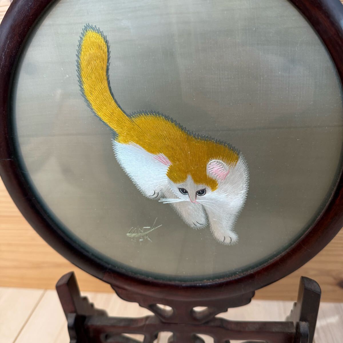 中国美術☆両面刺繍☆猫/ネコ☆回転式☆置物☆全長約33.5センチ 中国美術☆両面刺繍☆猫/ネコ☆回転式☆置物☆全長約33.5センチ