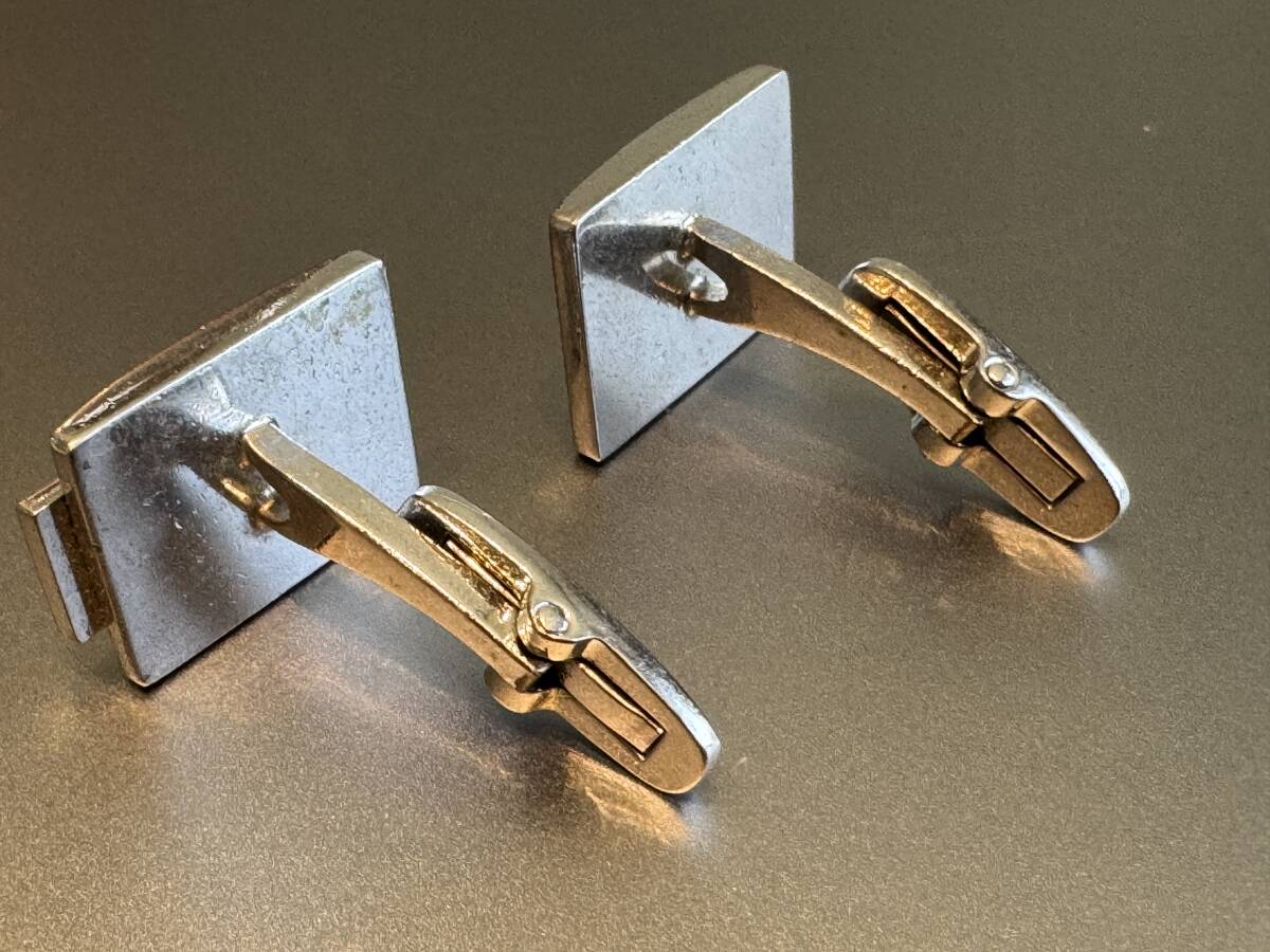 ☆Yves Saint Laurent イヴ・サンローラン YSL☆カフスボタン ☆Yves Saint Laurent イヴ・サンローラン YSL☆カフスボタン