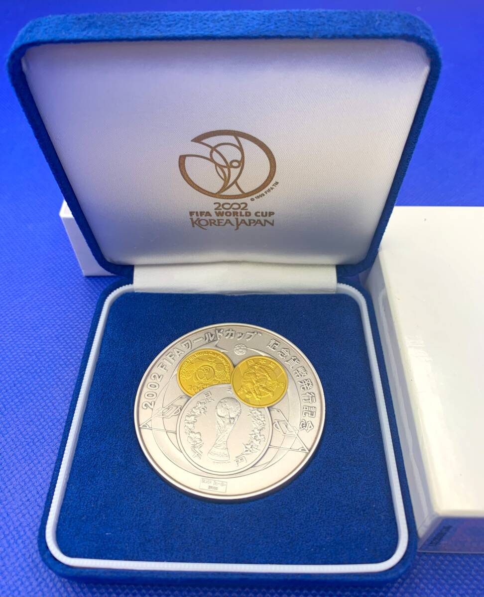 ☆800C☆ 美品 状態良好 2002FIFA日韓W杯開催 記念貨幣発行記念 ☆800C☆ 美品 状態良好 2002FIFA日韓W杯開催 記念貨幣発行記念