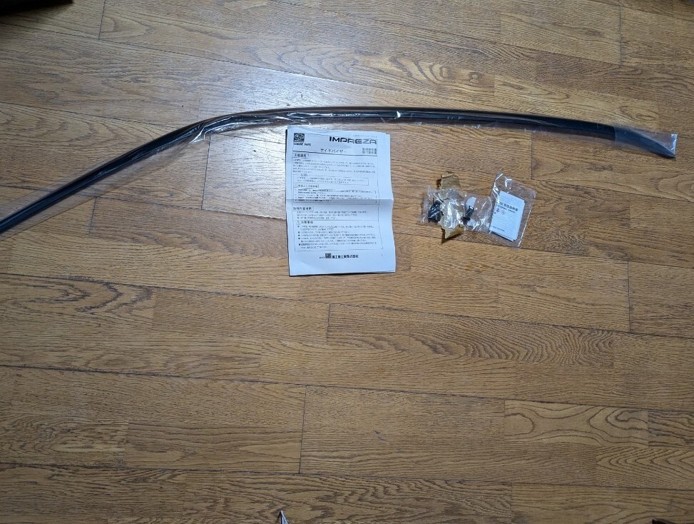 値下げ【新品】GDBインプレッサ G型　純正ドアバイザー左