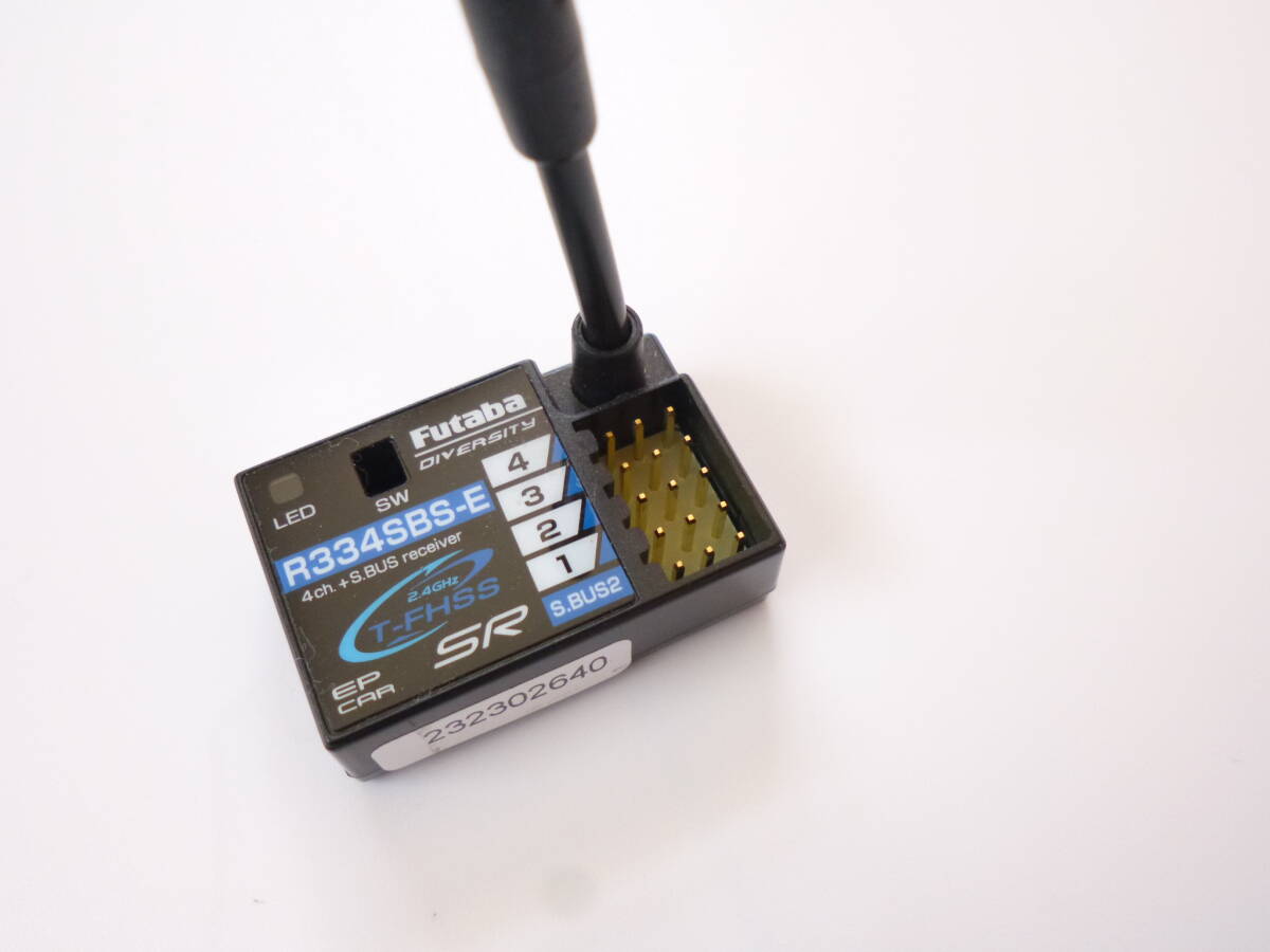 □フタバ⑤☆ 結構美品![ R334SBS-E T-FHSS SR S.BUS2 4CH □フタバ⑤☆ 結構美品![ R334SBS-E T-FHSS SR S.BUS2 4CH
