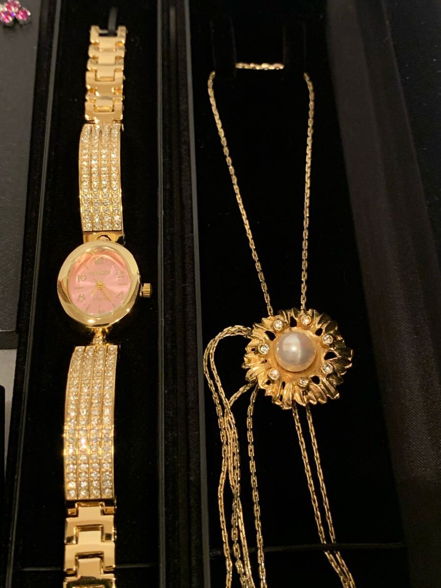 1円〜豪華アクセサリーおまとめ品 No.429 ネックレス ブローチ 1円〜豪華アクセサリーおまとめ品 No.429 ネックレス ブローチ