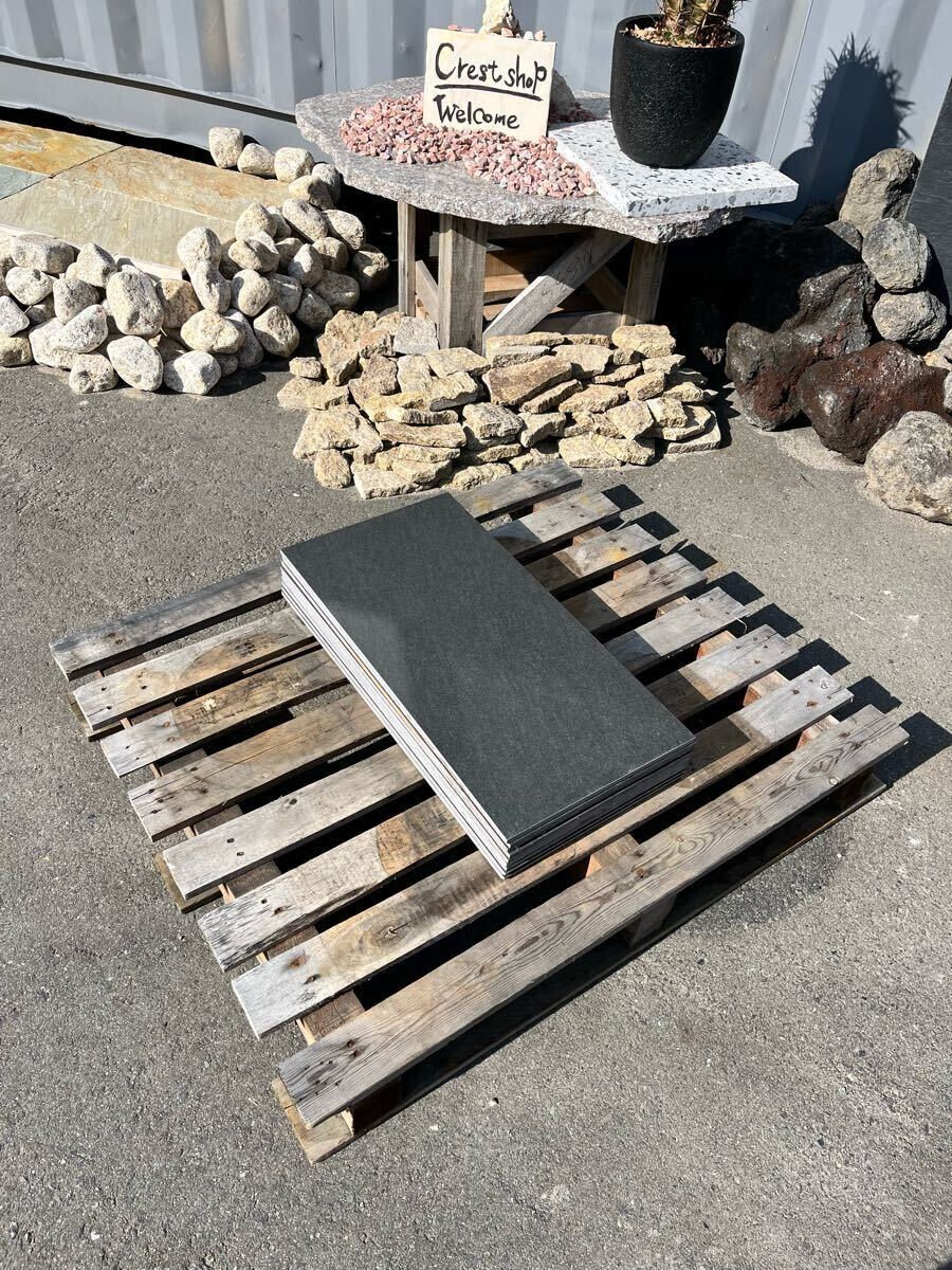 タイル300×600 お引き取りです *御影石・タイル・大理石 タイル300×600 お引き取りです *御影石・タイル・大理石