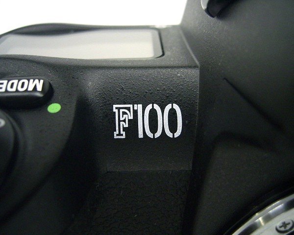 大関質店》Nikon ニコン 一眼レフフィルムカメラ F100 ボディ 大関質店》Nikon ニコン 一眼レフフィルムカメラ F100 ボディ