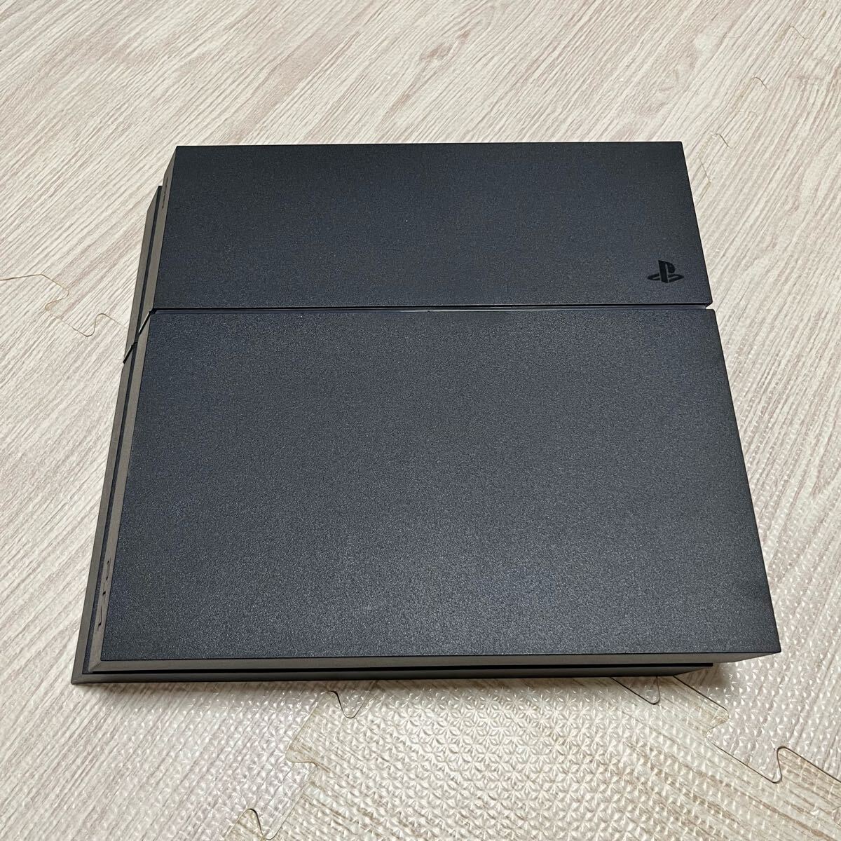 PlayStation4 PS4 CUH-1200A ジェットブラック PlayStation4 PS4 CUH-1200A ジェットブラック