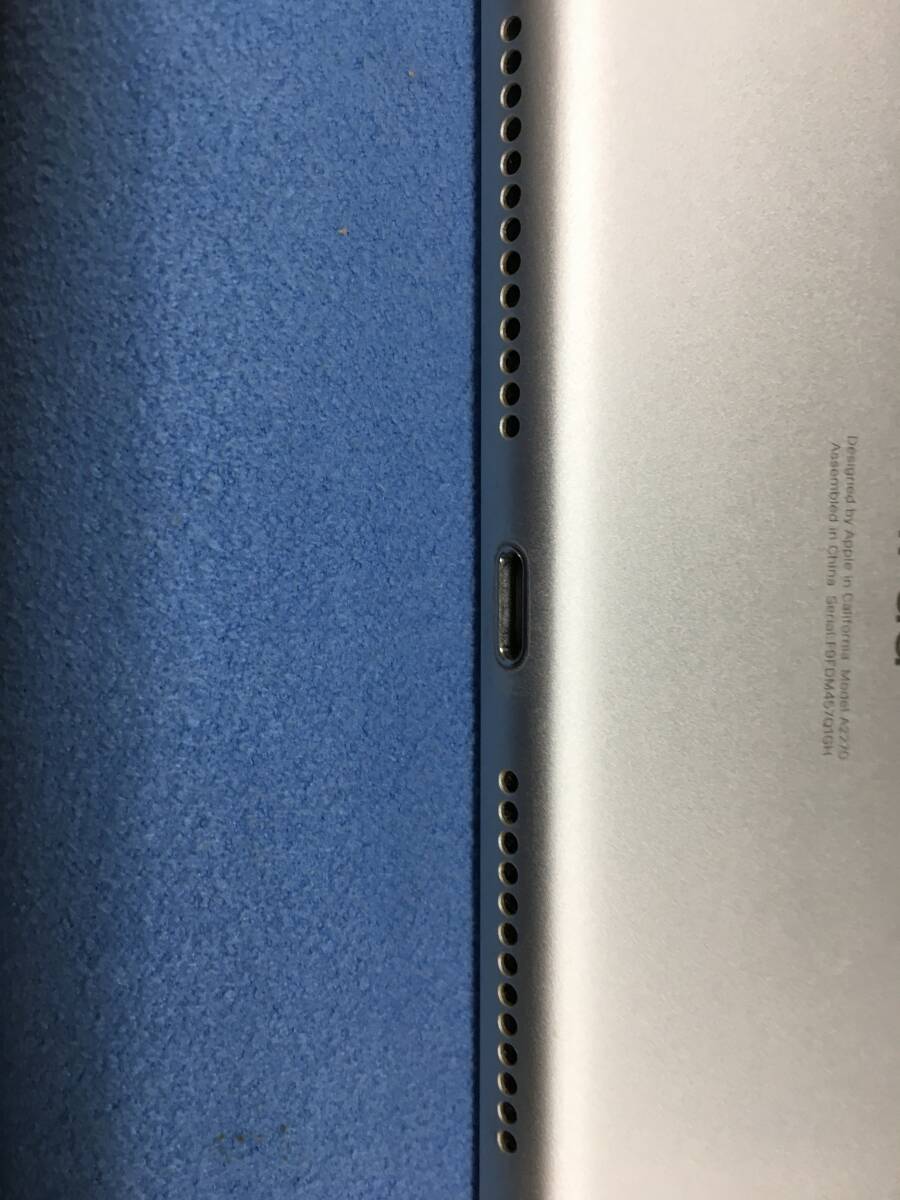【送料無料】外観美品 電池85％ Apple iPad 第8世代 Wi-Fi 128GB シルバー 電源ボタン訳あり