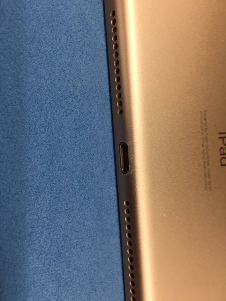 送料無料】Apple iPad 第7世代 Wi-Fi 128GB シルバー 充電 送料無料】Apple iPad 第7世代 Wi-Fi 128GB シルバー 充電