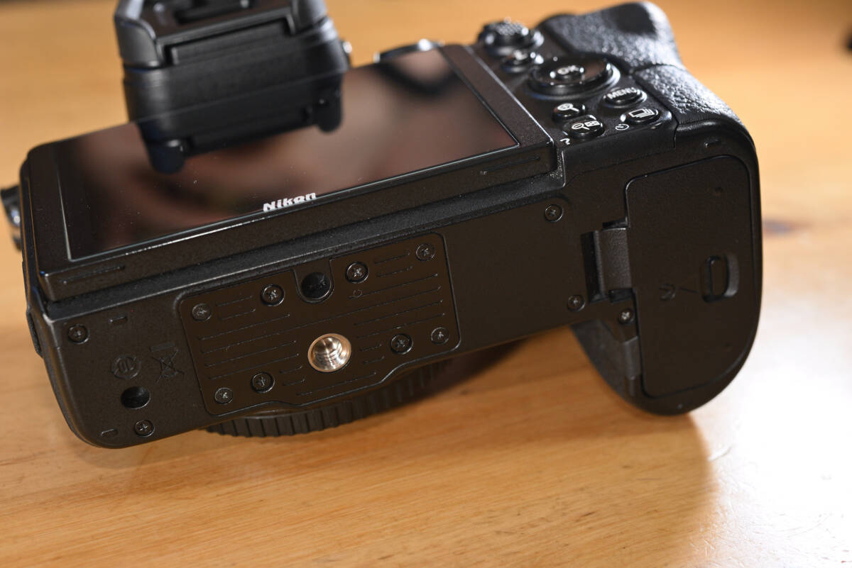 Nikon (ニコン) Z6 ボディ Zマウント カメラ RRS L-bracket ASC Nikon (ニコン) Z6 ボディ Zマウント カメラ RRS L-bracket ASC