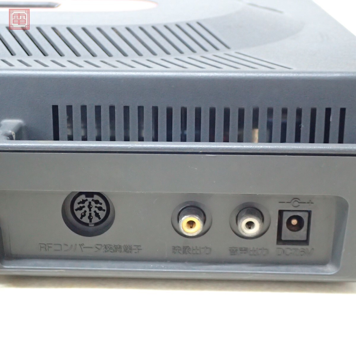 修理品 FC ツインファミコン 本体 AN-500 B ブラック シャープ 修理品 FC ツインファミコン 本体 AN-500 B ブラック シャープ