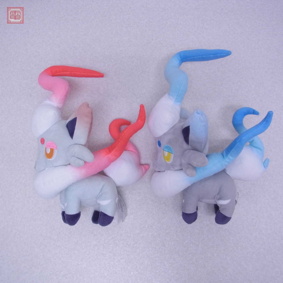 ポケモンセンター ヒスイゾロア/色違いのヒスイゾロア ポケモンセンター ヒスイゾロア/色違いのヒスイゾロア
