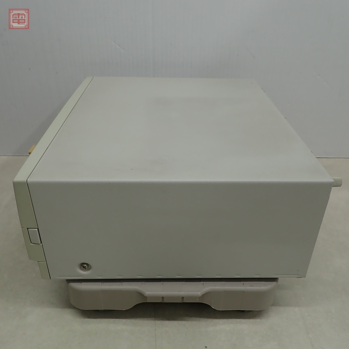 1円〜 動作品 NEC PC-9821Ae/m2 本体 日本電気 レトロPC PC98 箱 1円〜 動作品 NEC PC-9821Ae/m2 本体 日本電気 レトロPC PC98 箱