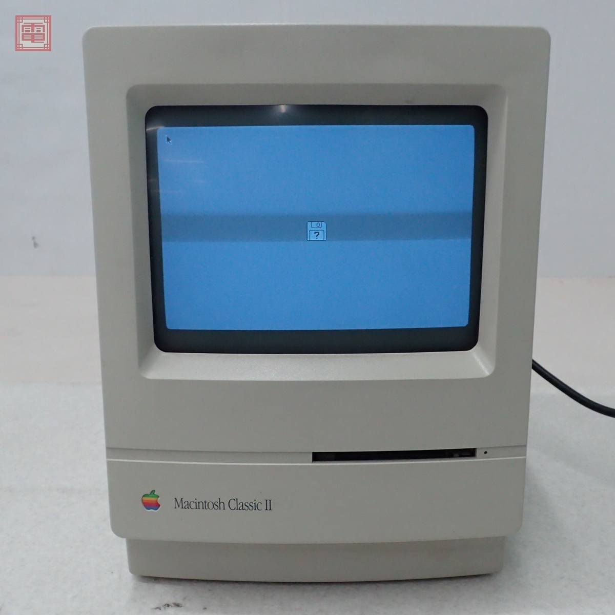 Apple Macintosh Classic II M4150 本体 アップル Apple Macintosh Classic II M4150 本体 アップル