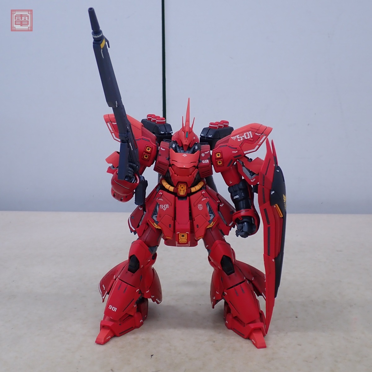 現状品 組立済 バンダイ MG 1/100 サザビー Ver.Ka 機動戦士 現状品 組立済 バンダイ MG 1/100 サザビー Ver.Ka 機動戦士