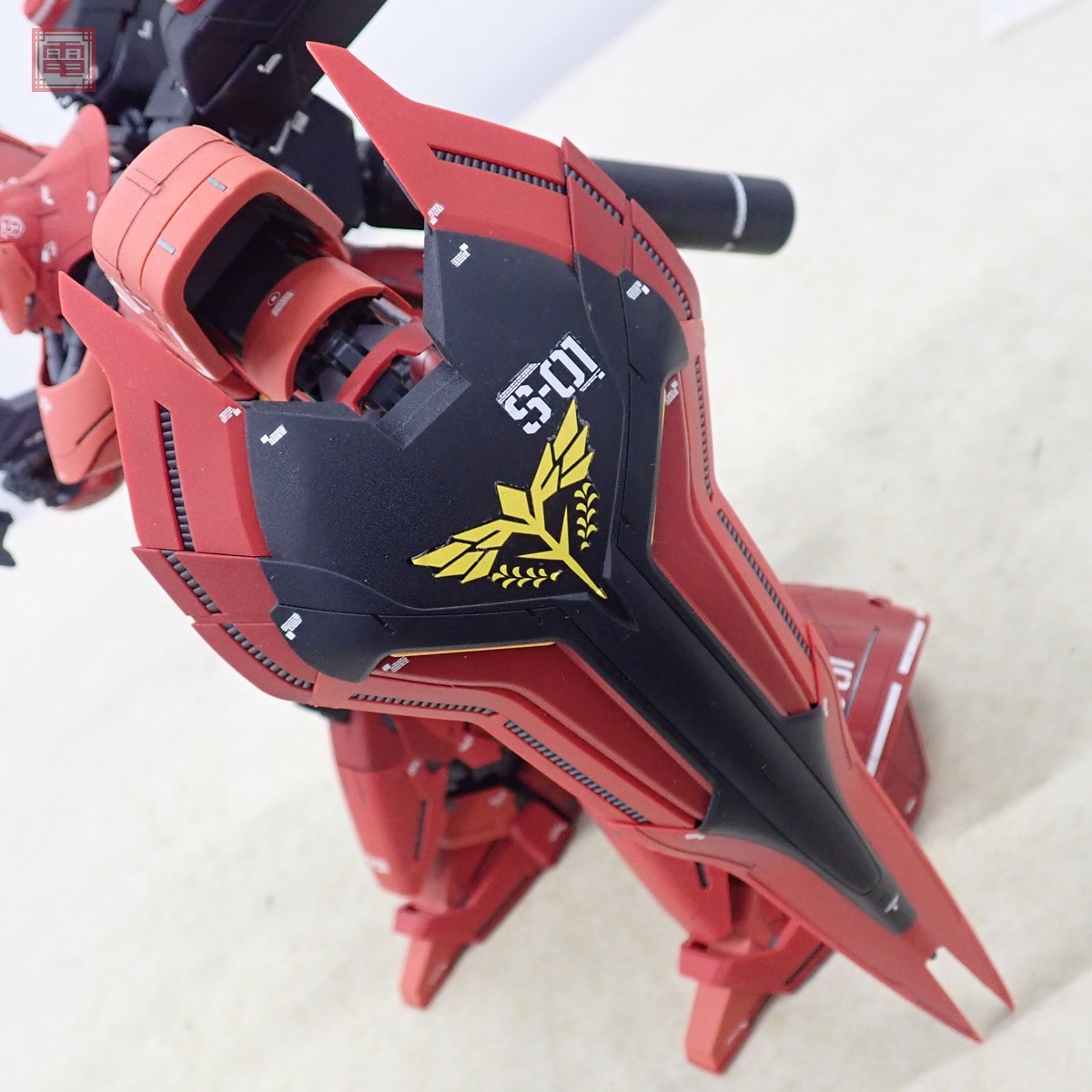現状品 組立済 バンダイ MG 1/100 サザビー Ver.Ka 機動戦士 現状品 組立済 バンダイ MG 1/100 サザビー Ver.Ka 機動戦士
