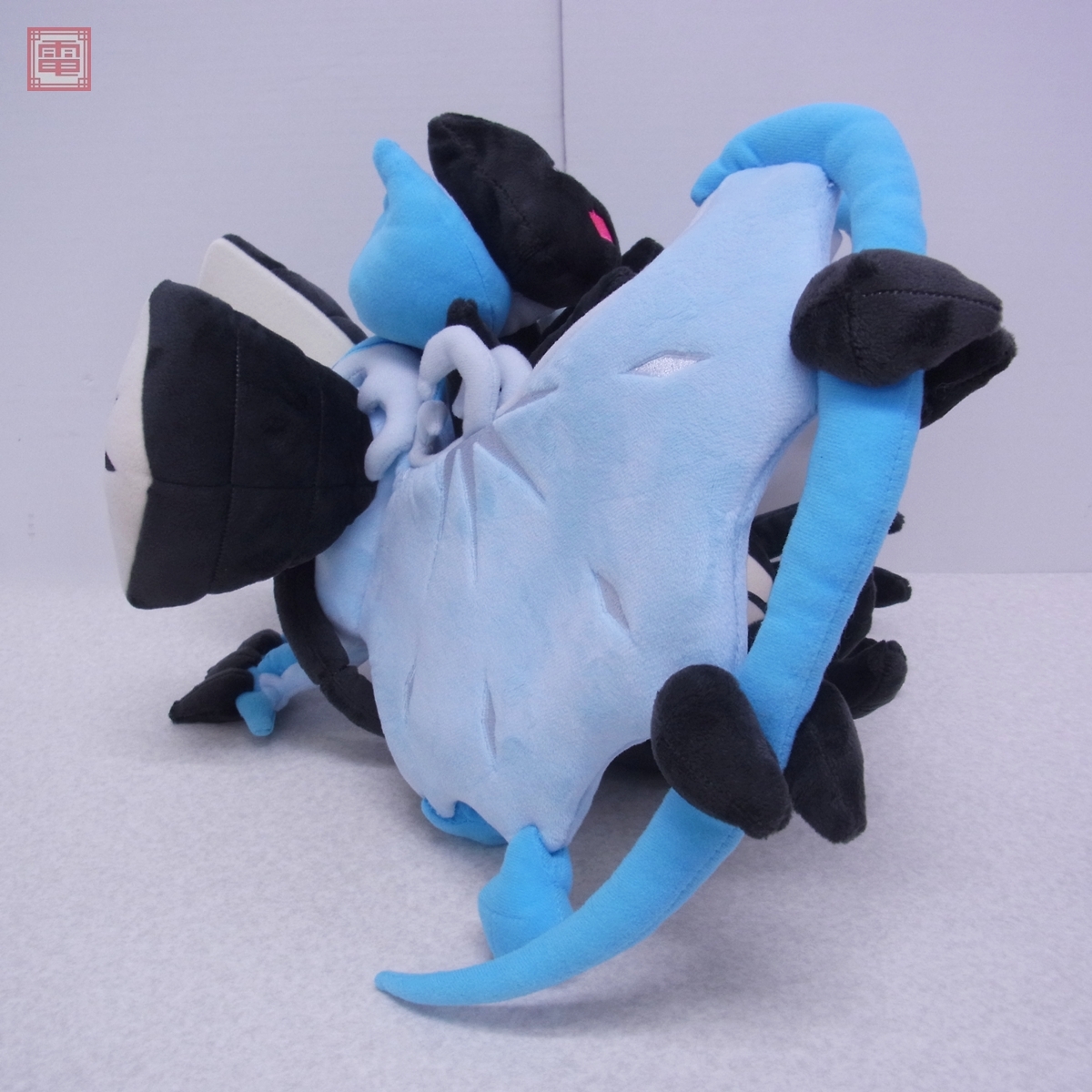 ポケモンセンター ネクロズマ あかつきのつばさ ぬいぐるみ 紙 ポケモンセンター ネクロズマ あかつきのつばさ ぬいぐるみ 紙