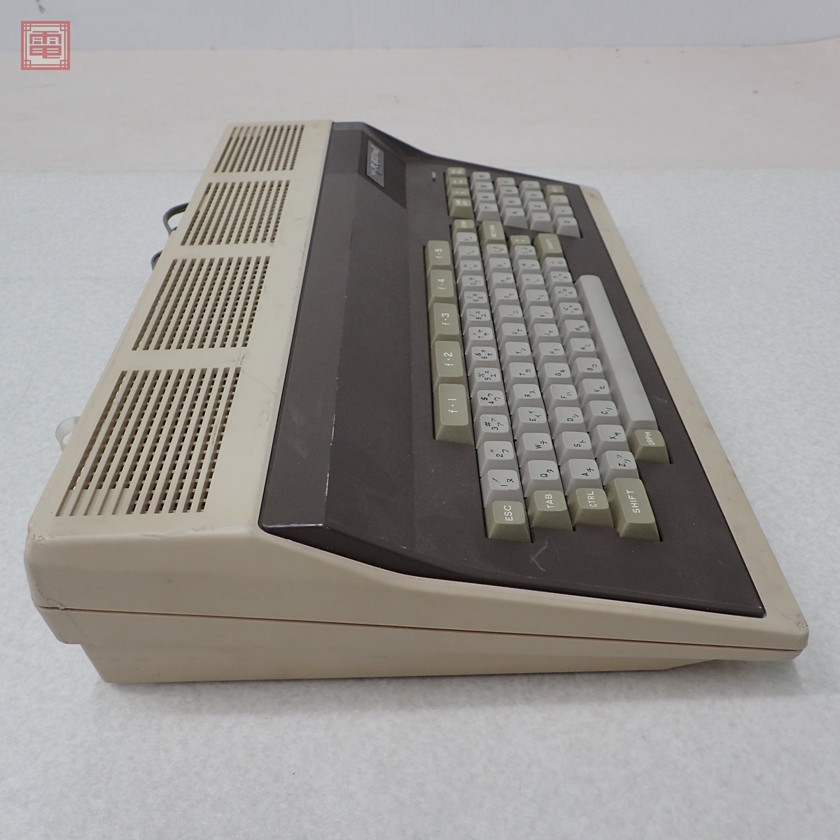 NEC PC-8001mkII 本体のみ 日本電気 通電OK ジャンク パーツ取り NEC PC-8001mkII 本体のみ 日本電気 通電OK ジャンク パーツ取り