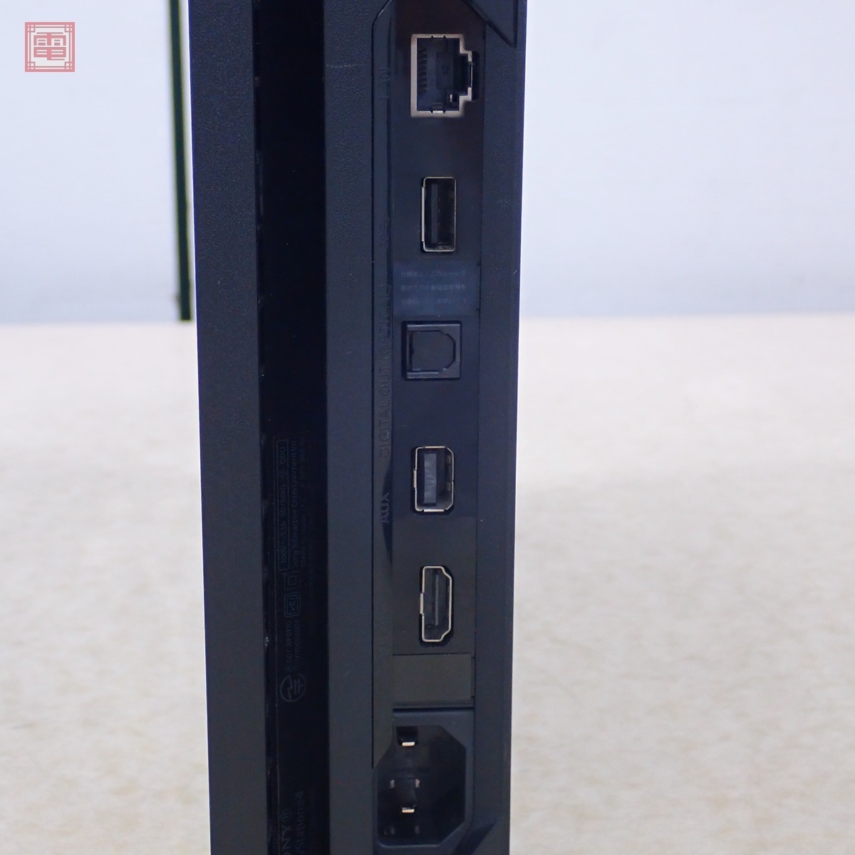 動作品 PS4 Pro プレステ4 プロ 本体 CUH-7100B ジェット 動作品 PS4 Pro プレステ4 プロ 本体 CUH-7100B ジェット