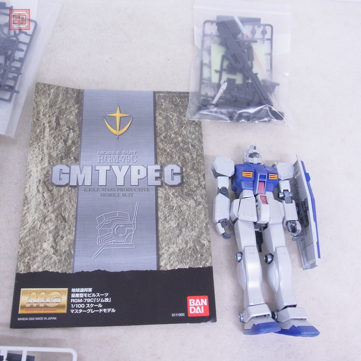 ジャンク 組立済 バンダイ MG 1/100 ジム・カスタム/ザクIIF2型 ジャンク 組立済 バンダイ MG 1/100 ジム・カスタム/ザクIIF2型