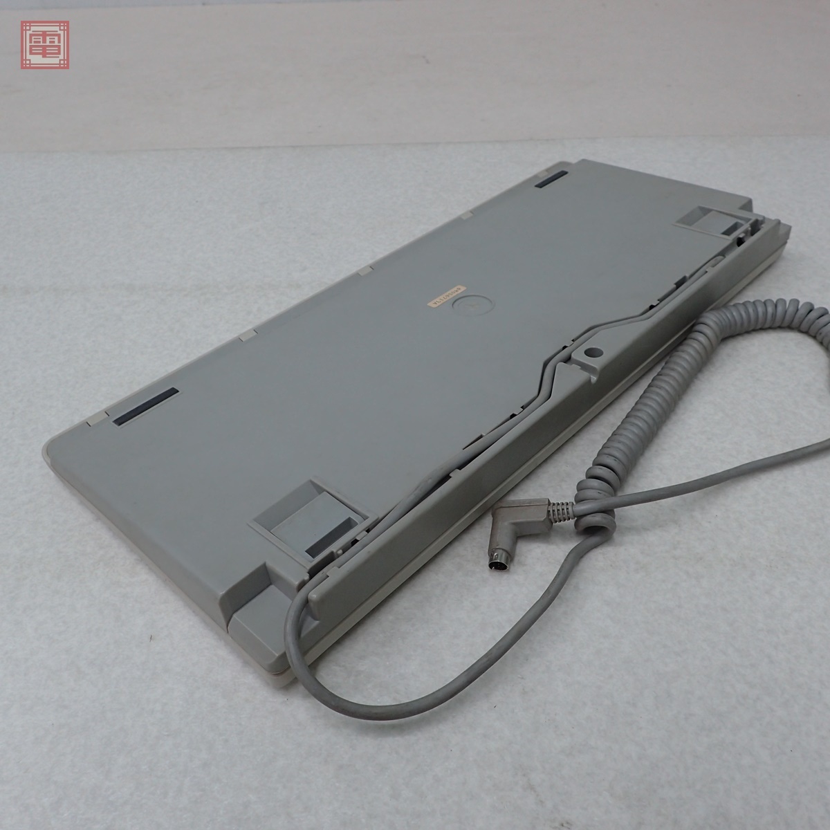 NEC PC-9801RA (PC-9801RA2) 本体 + キーボード付 日本電気 NEC PC-9801RA (PC-9801RA2) 本体 + キーボード付 日本電気