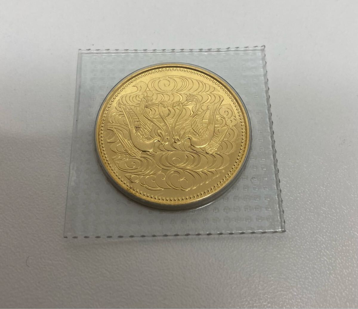 43251】天皇陛下御在位60年記念10万円金貨 昭和61年 大蔵省 43251】天皇陛下御在位60年記念10万円金貨 昭和61年 大蔵省
